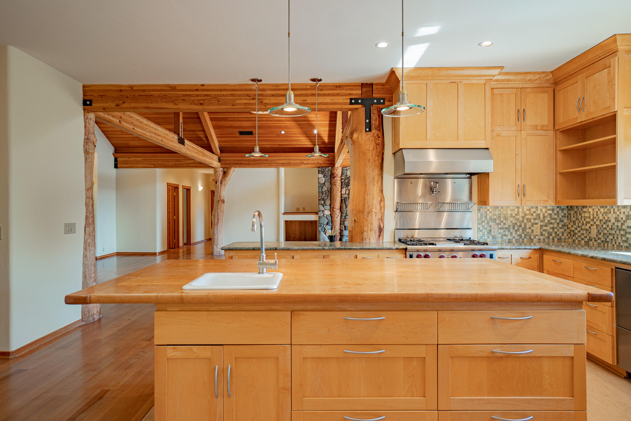 1785 Zemke Road Talent, OR 97540 - Photo 16 of 61 DSC09597-HDR