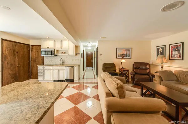 $619,000 | 7 Finnish Lane, LaGrangeville, NY 12540