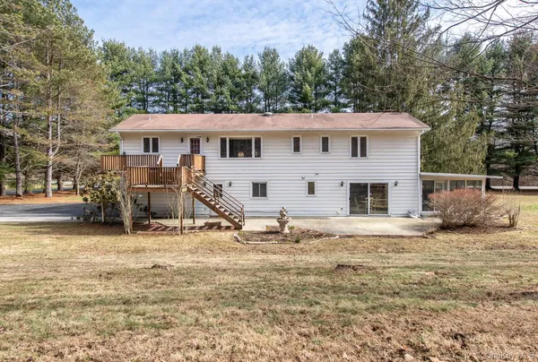 $619,000 | 7 Finnish Lane, LaGrangeville, NY 12540