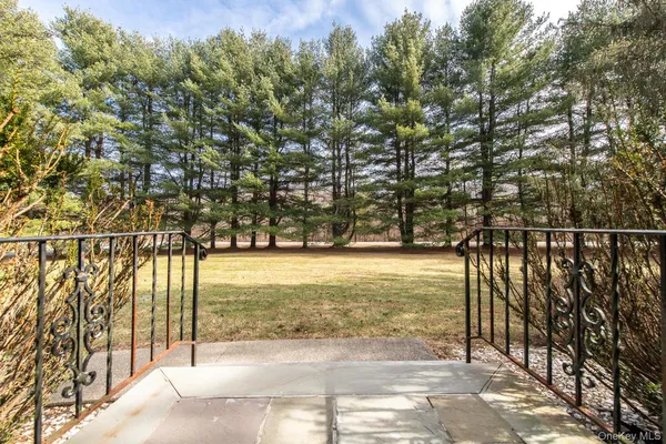 $619,000 | 7 Finnish Lane, LaGrangeville, NY 12540