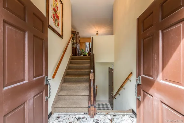 $619,000 | 7 Finnish Lane, LaGrangeville, NY 12540