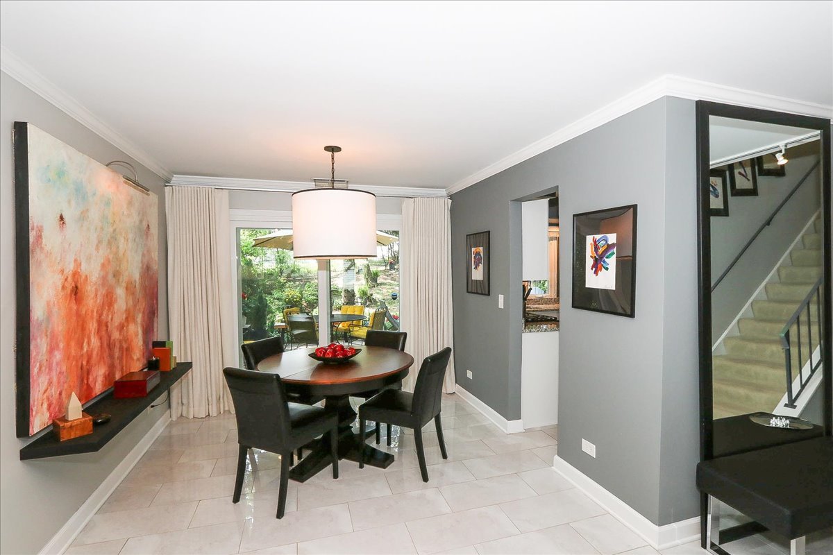 129 Regency Drive Lombard, IL 60148 - Photo 11 of 58