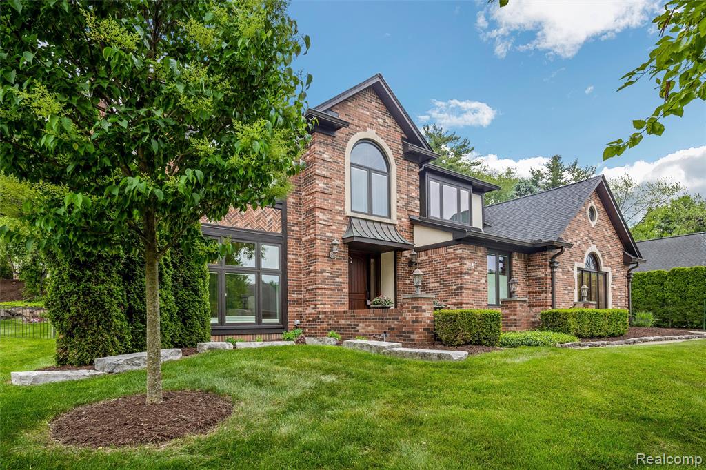 793 Box Canyon Court Rochester Hills, MI 48309 - Photo 2 of 48