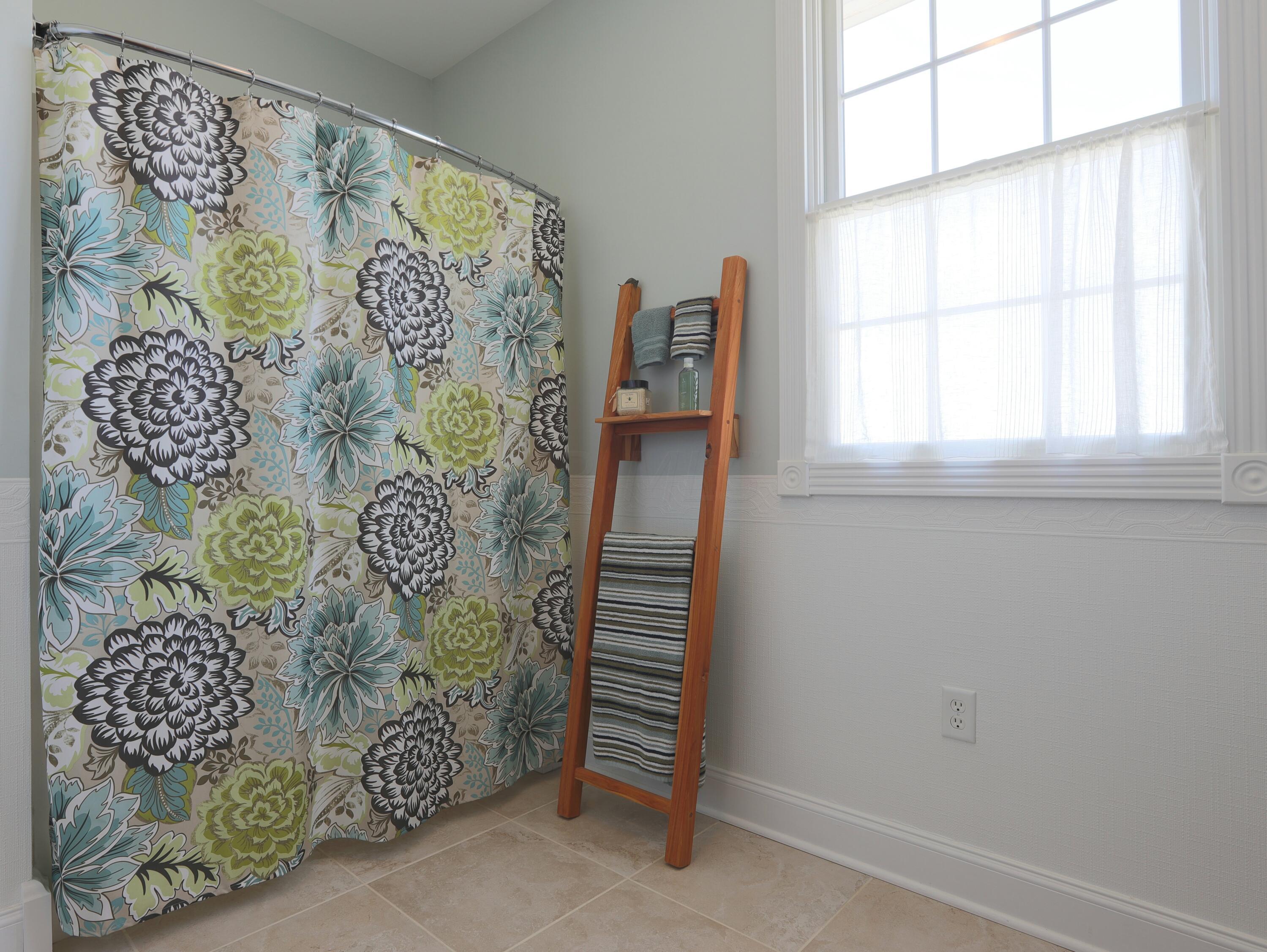 1052 Harrison Road Jackson, OH 45640 - Photo 34 of 41 34. Guest bathroom