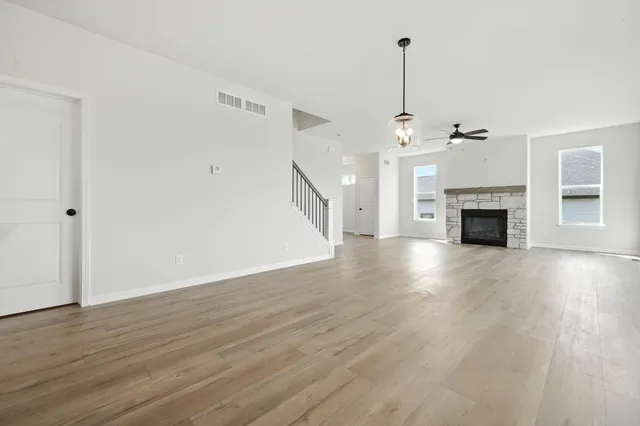 $659,900 | 8064 130th Avenue, Bristol, WI 53104