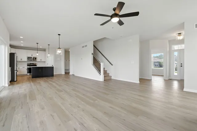 $659,900 | 8064 130th Avenue, Bristol, WI 53104