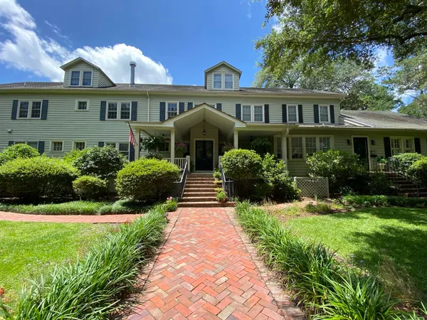 $2,750 | 116 West 5th S Street, Unit B, Summerville, SC 29483
