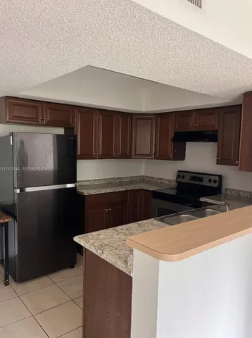 $2,395 | 3680 North 56th Avenue, Unit 806, Hollywood, FL 33021