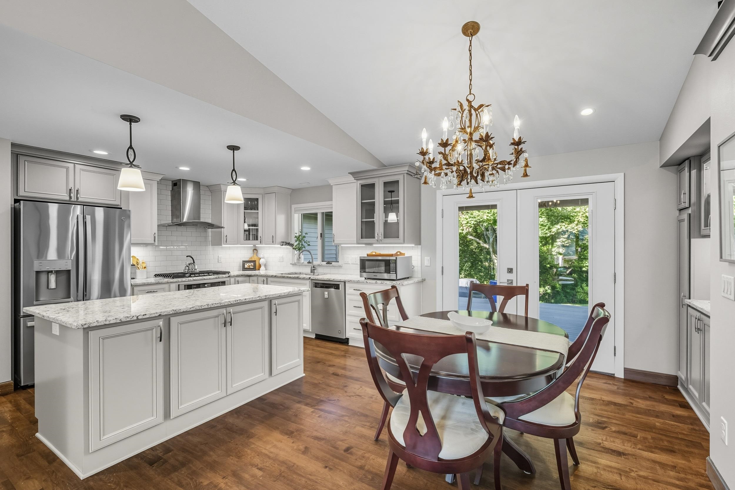 3556 West Grand Meadows Drive Appleton, WI 54914 - Photo 3 of 44