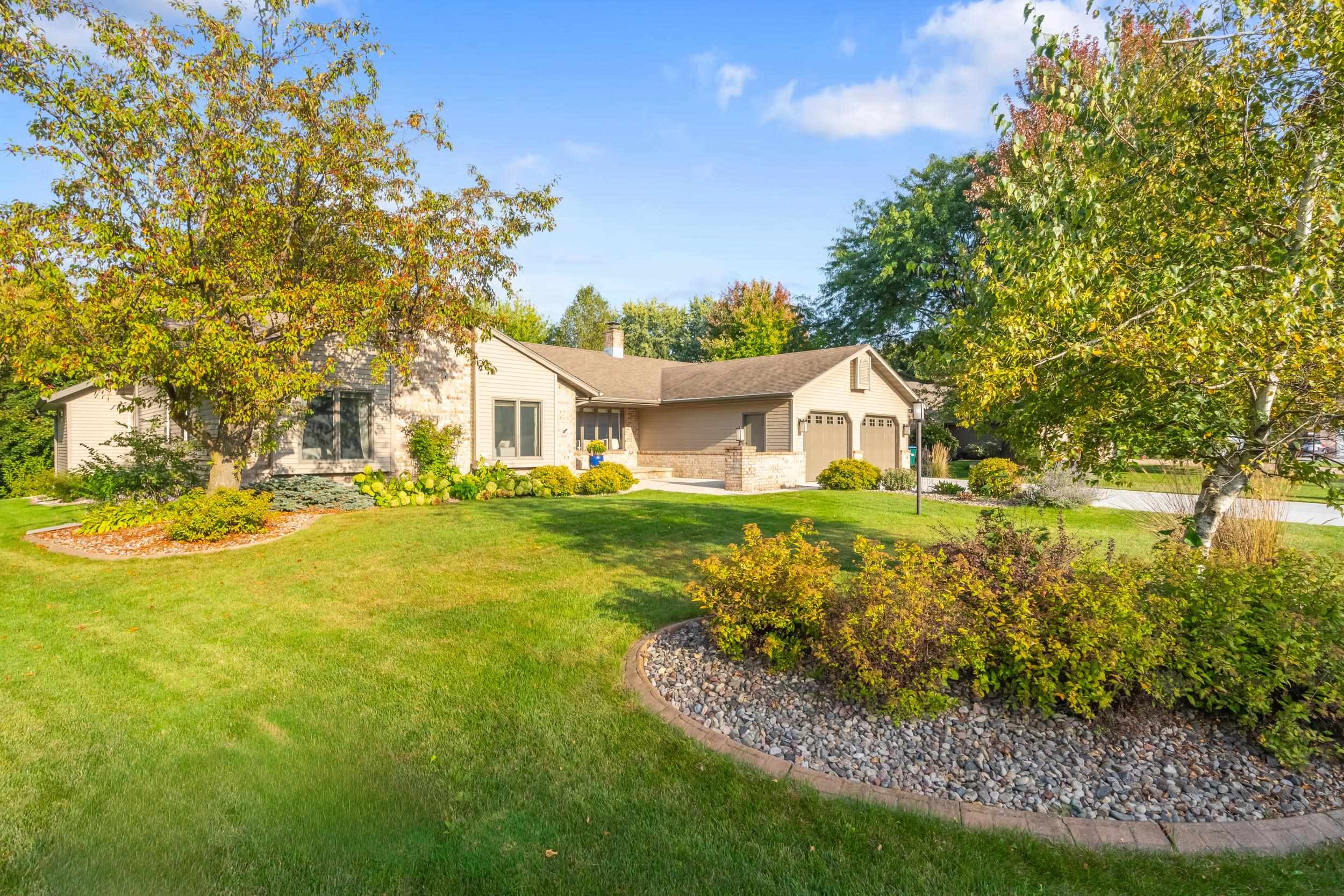 3556 West Grand Meadows Drive Appleton, WI 54914 - Photo 38 of 44