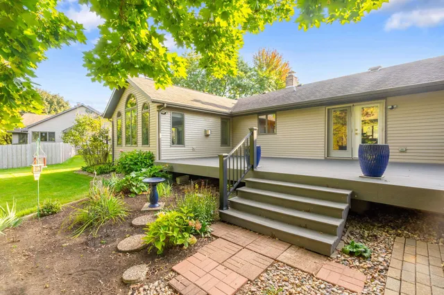 $574,900 | 3556 West Grand Meadows Drive, Appleton, WI 54914