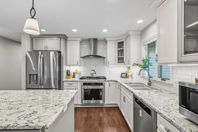 $574,900 | 3556 West Grand Meadows Drive, Appleton, WI 54914