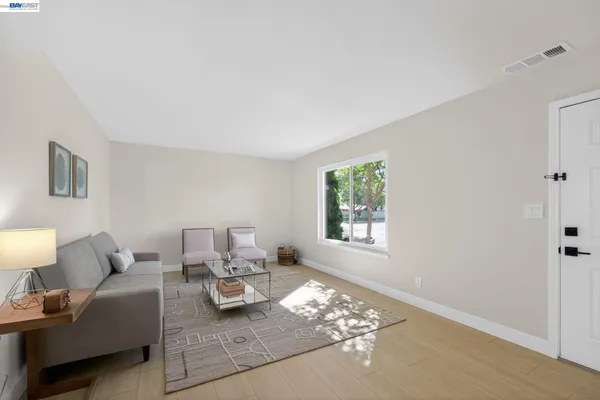 $899,000 | 3825 Brockton Drive, Pleasanton, CA 94588