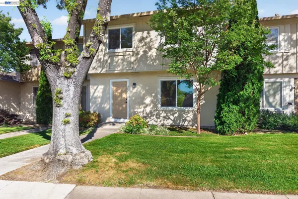 $899,000 | 3825 Brockton Drive, Pleasanton, CA 94588