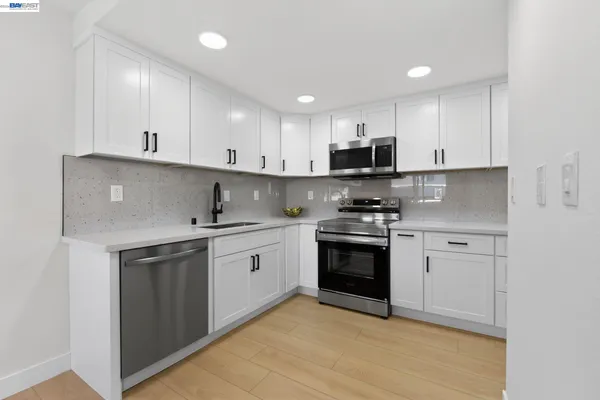 $899,000 | 3825 Brockton Drive, Pleasanton, CA 94588
