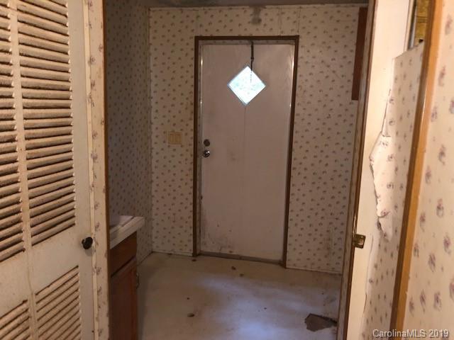 5294 Wylies Mill Road Edgemoor, SC 29712 - Photo 8 of 13 Gallery Image 8