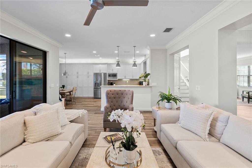 4205 Amelia Way Naples, FL 34119 - Photo 17 of 50