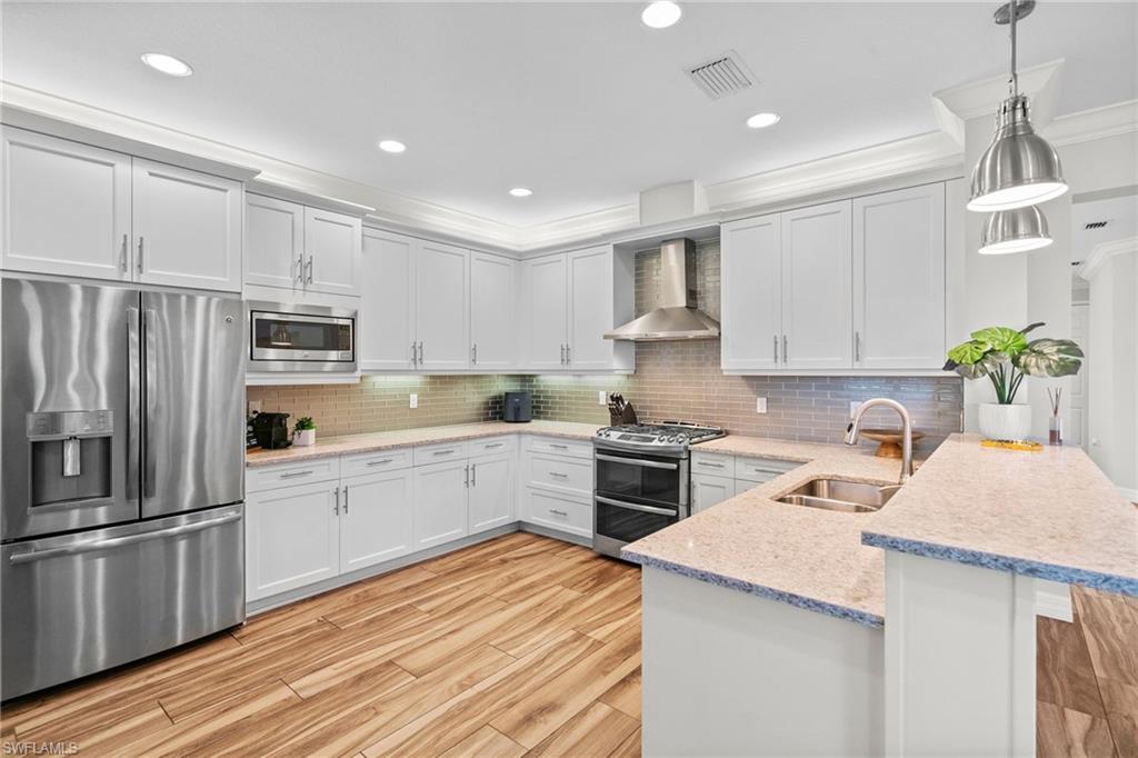 4205 Amelia Way Naples, FL 34119 - Photo 7 of 50