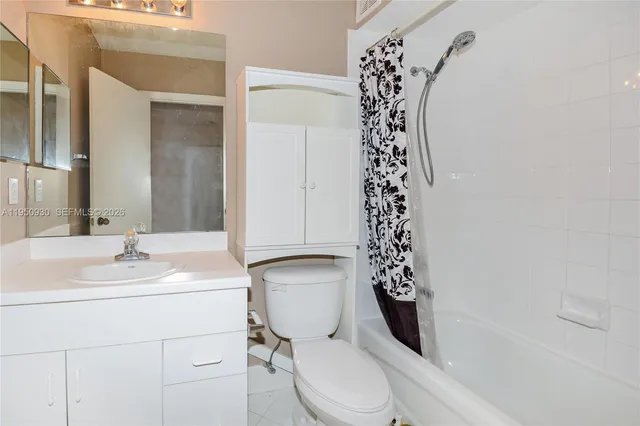 $2,750 | 3740 San Simeon Circle, Unit 3740, Weston, FL 33331