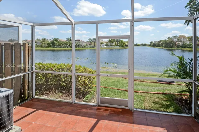 $2,750 | 3740 San Simeon Circle, Unit 3740, Weston, FL 33331