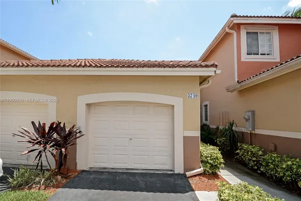 $2,700 | 3740 San Simeon Circle, Unit 3740, Weston, FL 33331