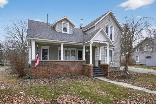 $215,000 | 229 South Jeffery Avenue, Ithaca, MI 48847