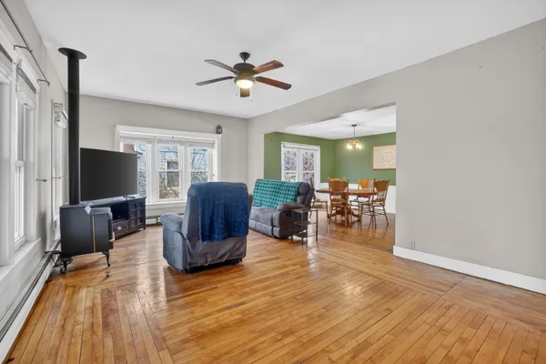 $215,000 | 229 South Jeffery Avenue, Ithaca, MI 48847