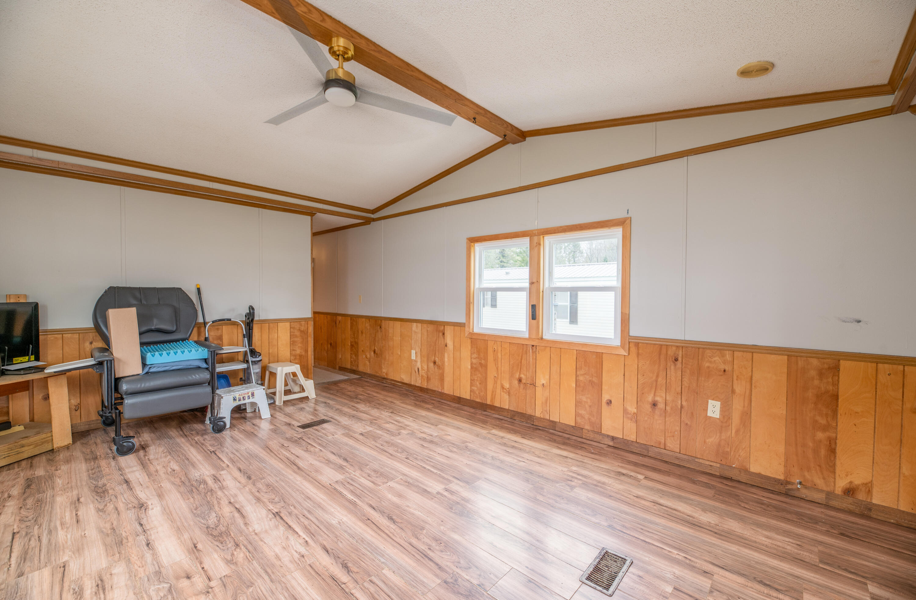 19 Village Green Road Waterville, ME 04901 - Photo 11 of 18 Interior5 (33)