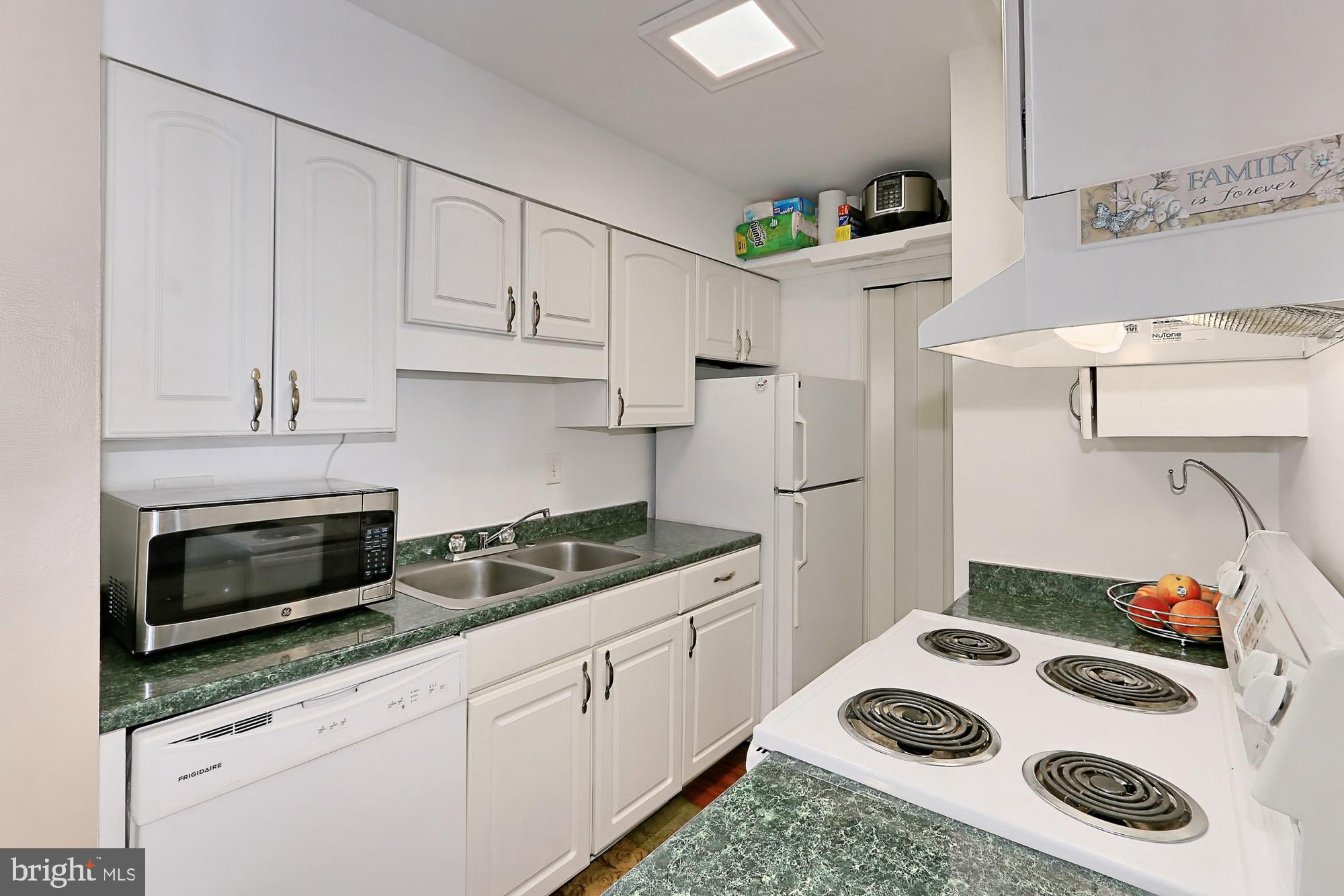 5907L Kingsford Road, Unit F Springfield, VA 22152 - Photo 13 of 32