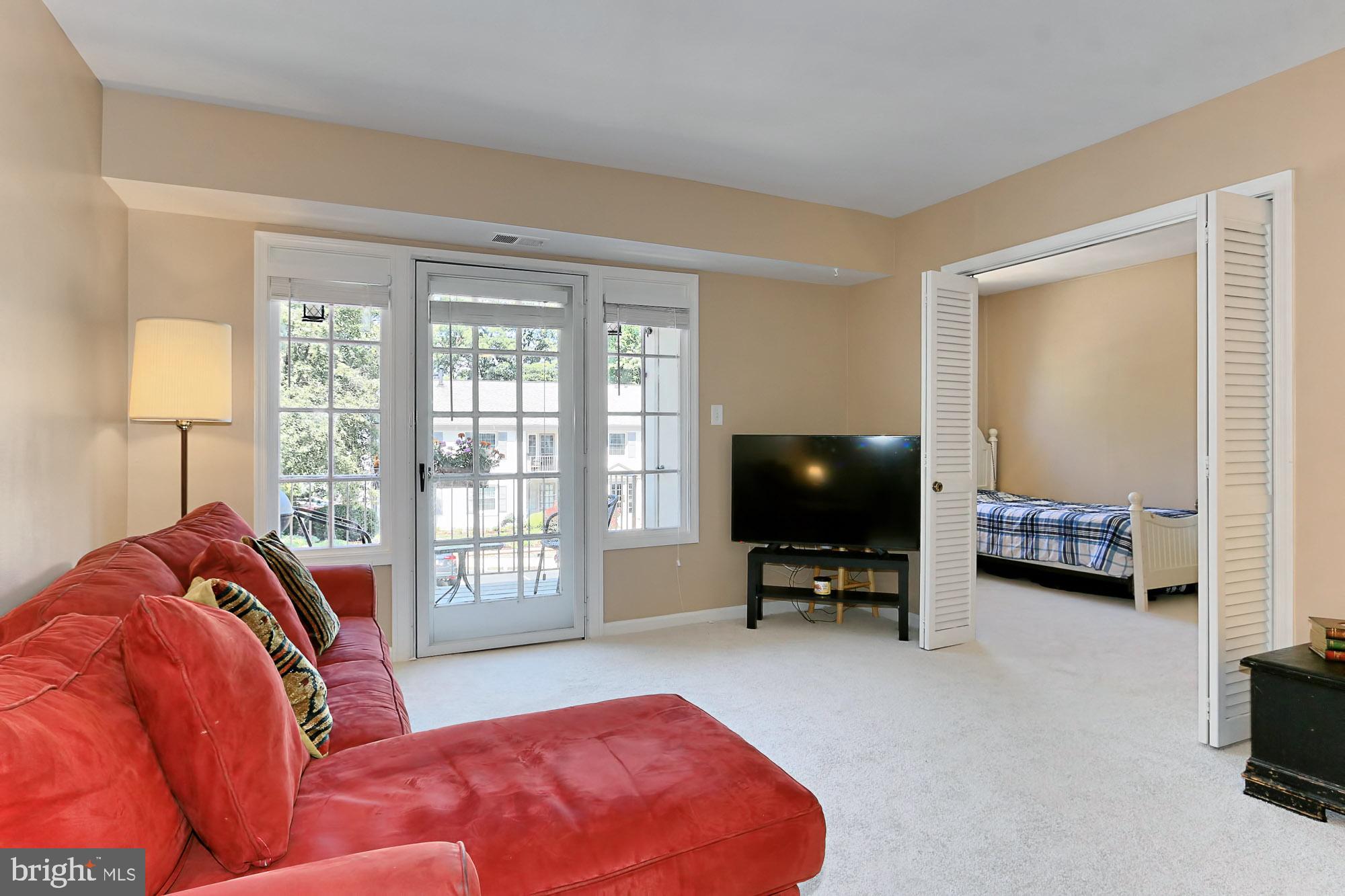 5907L Kingsford Road, Unit F Springfield, VA 22152 - Photo 6 of 32