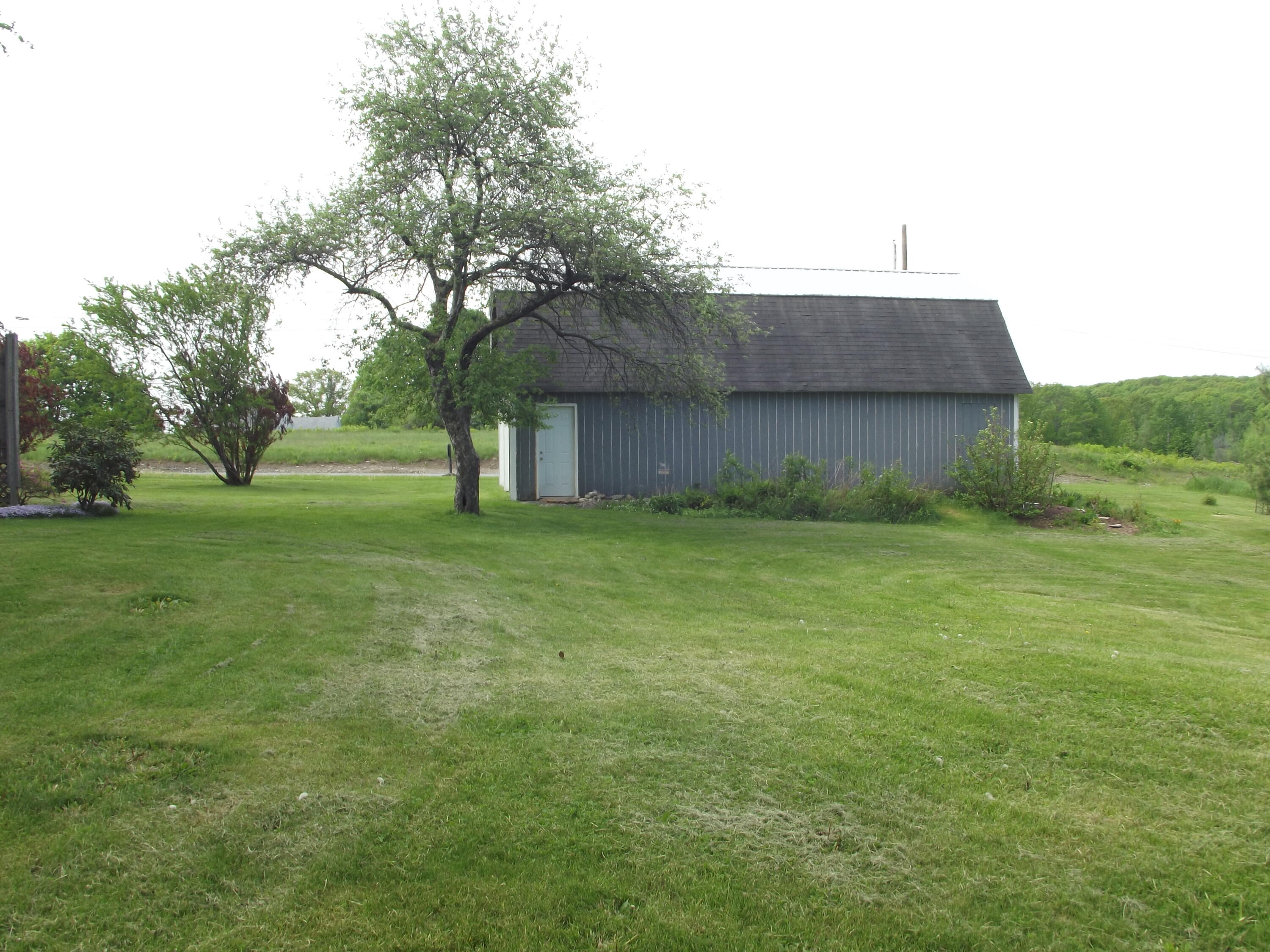 225 Skowhegan Road Fairfield, ME 04937 - Photo 33 of 41 33
