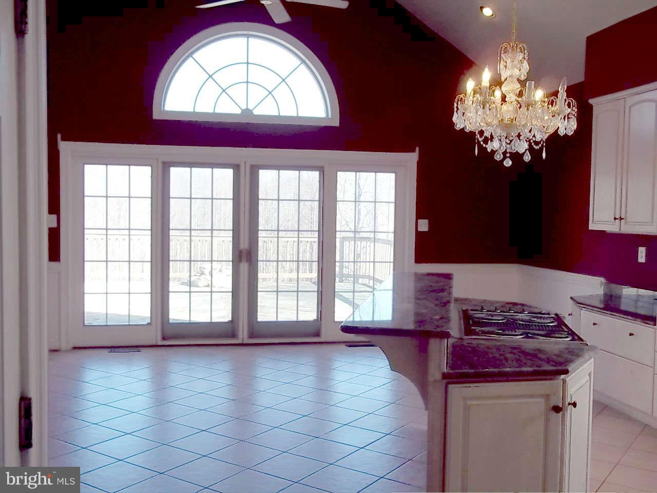 10608 Brooks Reserve Road Upper Marlboro, MD 20772 - Photo 6 of 23 a view of a livingroom with a window
