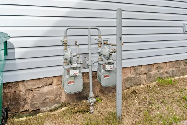 $300,000 | 106 Lark Street, Sandstone, MN 55072