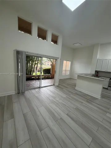 $2,300 | 4847 Via Palm Lakes, Unit 1007, West Palm Beach, FL 33417