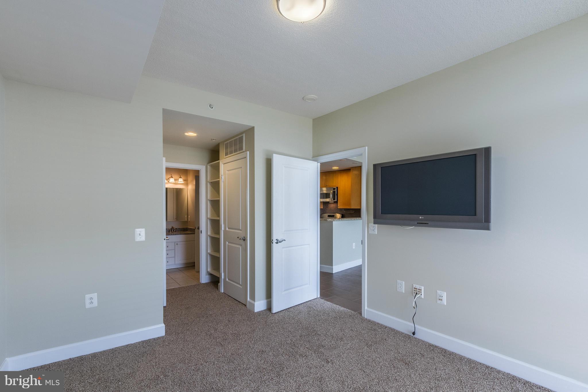 3650 South Glebe Road, Unit 370 Arlington, VA 22202 - Photo 8 of 30 Bedroom