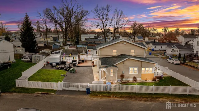 $579,900 | 57 Pacific Boulevard, Keyport, NJ 07735