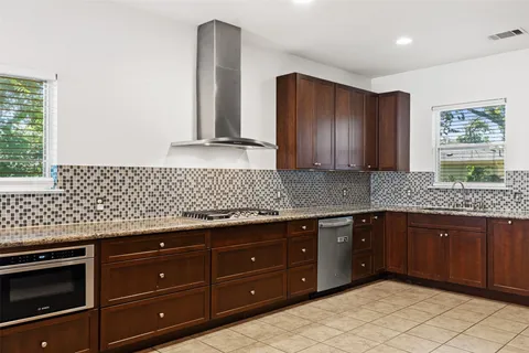 $610,000 | 3203 East 18th Street, Austin, TX 78721