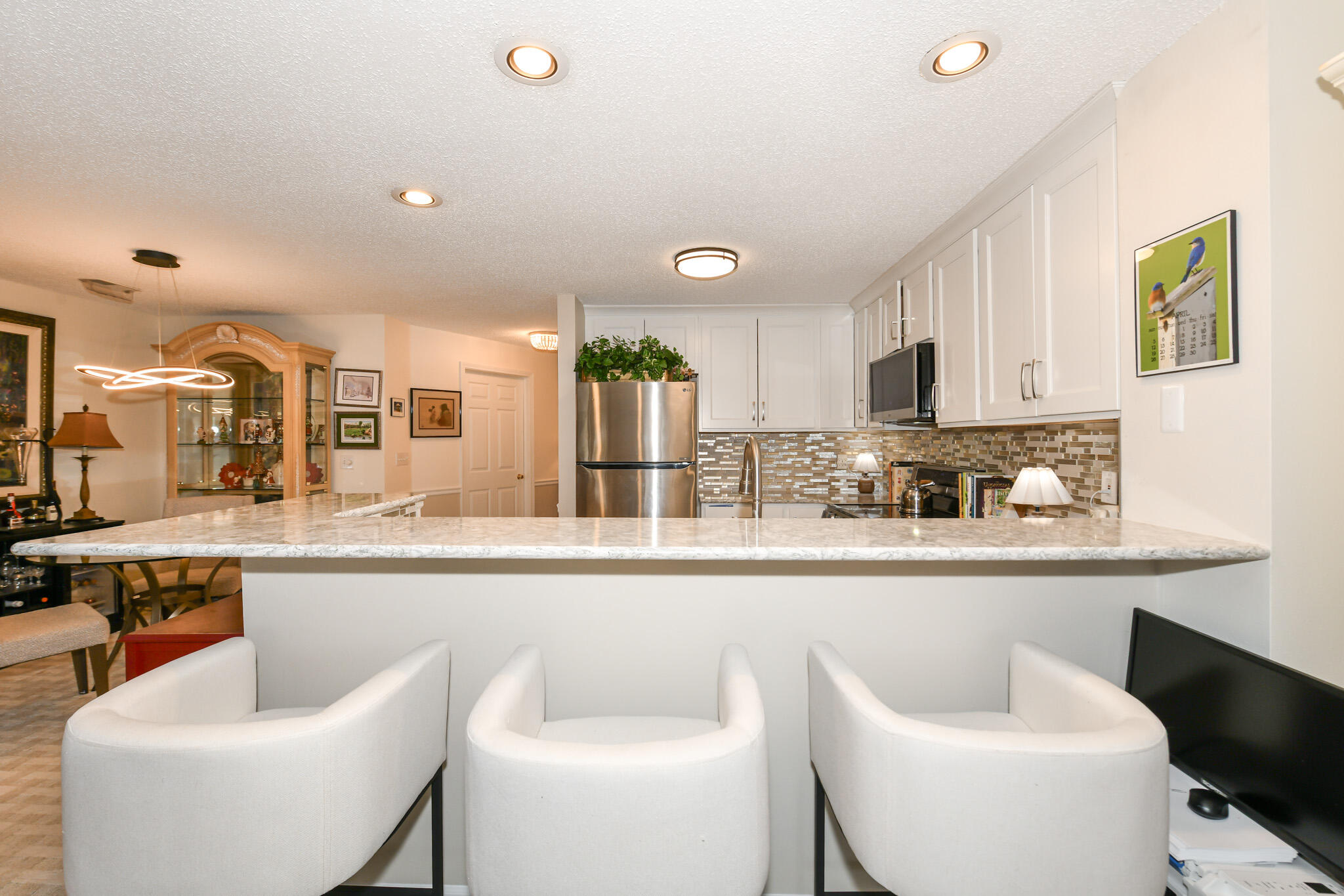 2237 Landings Lane Delavan, WI 53115 - Photo 12 of 41 Kitchen
