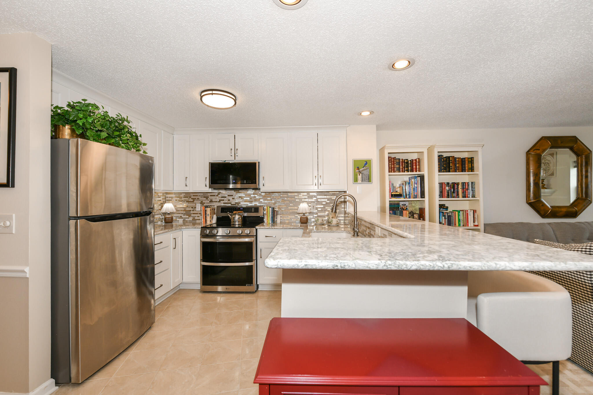 2237 Landings Lane Delavan, WI 53115 - Photo 9 of 41 Kitchen