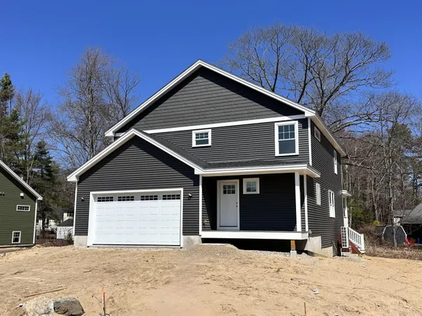 $895,000 | 3 Hardwood Lane, Kennebunk, ME 04043