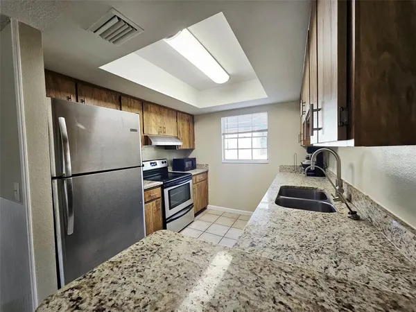 $1,500 | 14468 Reuter Strasse Circle, Unit 503, Tampa, FL 33613