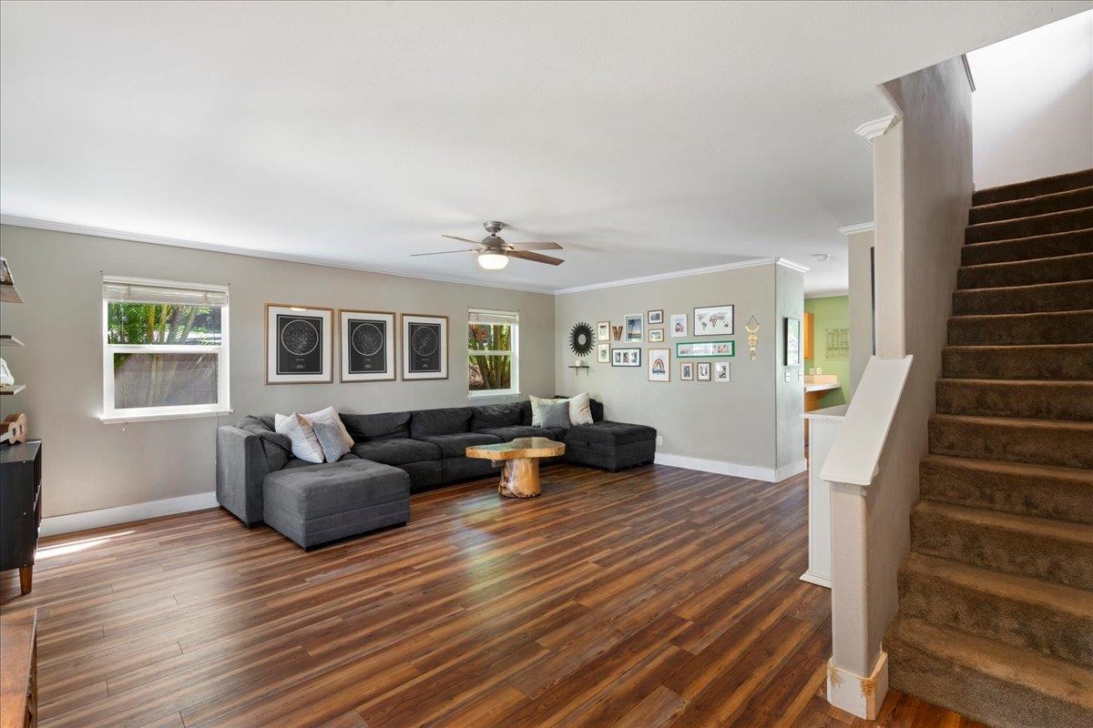 2740 Liholani Street, Unit 10 Pukalani, HI 96768 - Photo 13 of 50 a living room with furniture and wooden floor