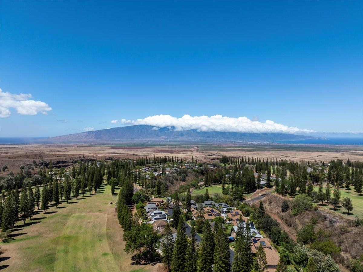 2740 Liholani Street, Unit 10 Pukalani, HI 96768 - Photo 3 of 50 a view of city and mountain