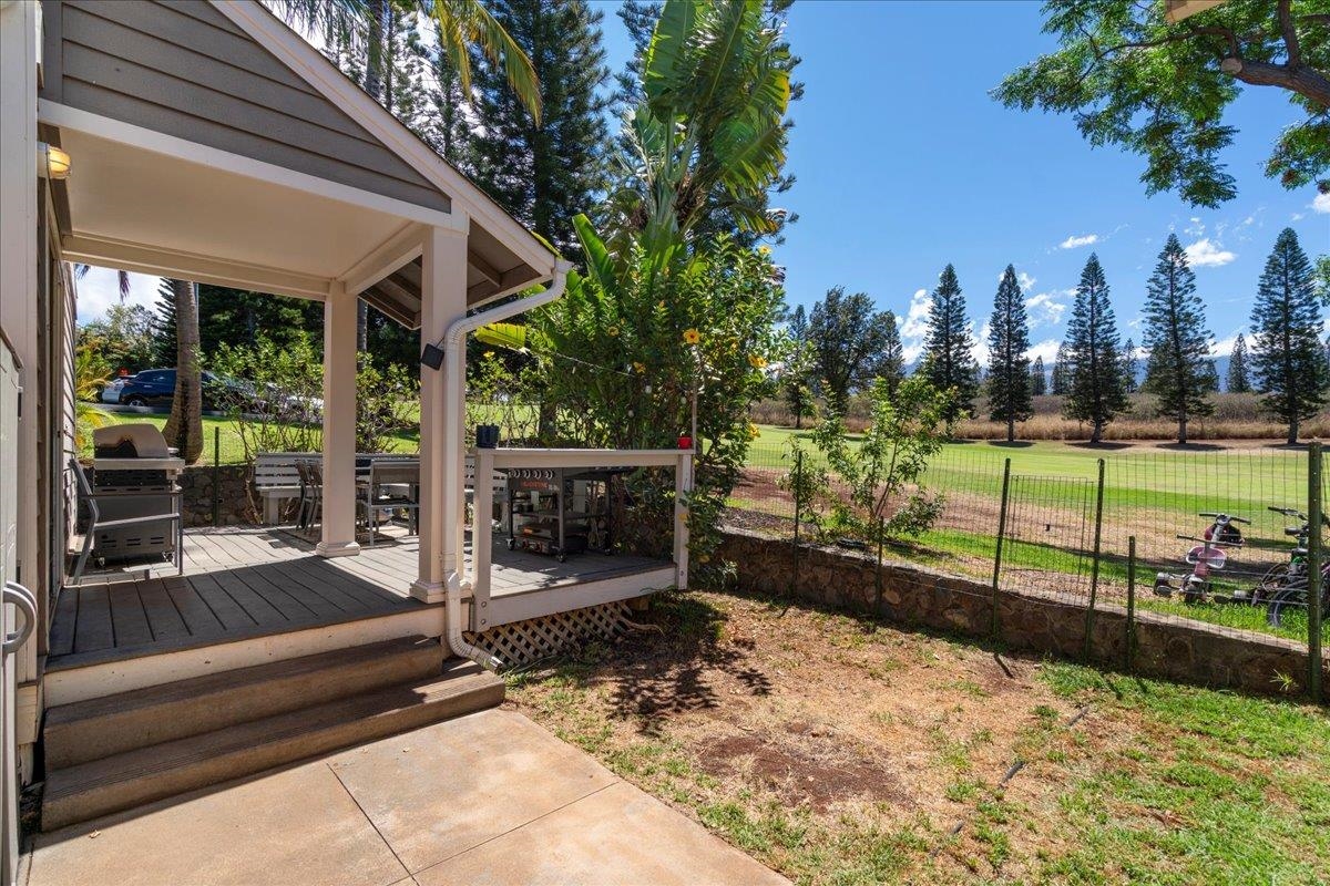 2740 Liholani Street, Unit 10 Pukalani, HI 96768 - Photo 33 of 50 a view of a porch with a backyard