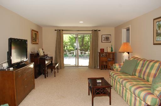 1934 Smith Road Northbrook, IL 60062 - Photo 8 of 12