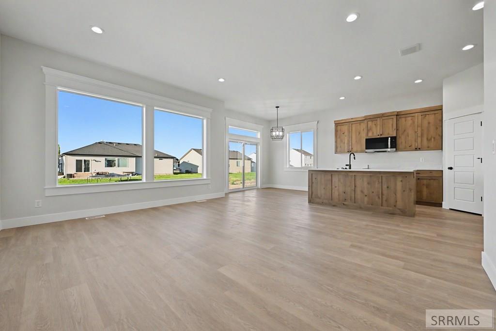 3090 Elixir Road Ammon, ID 83406 - Photo 2 of 14
