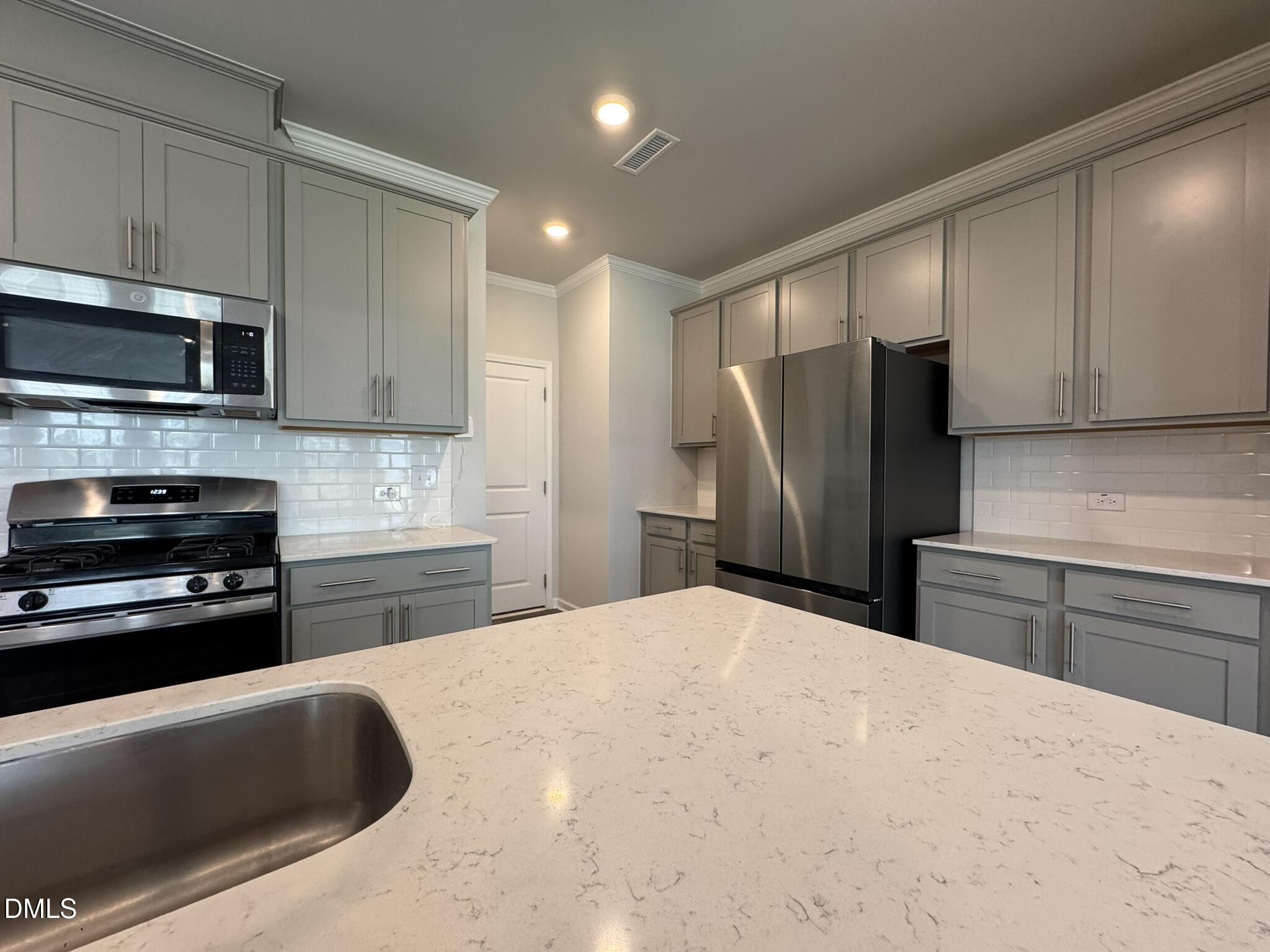 375 Garden Vine Trail Raleigh, NC 27610 - Photo 10 of 44