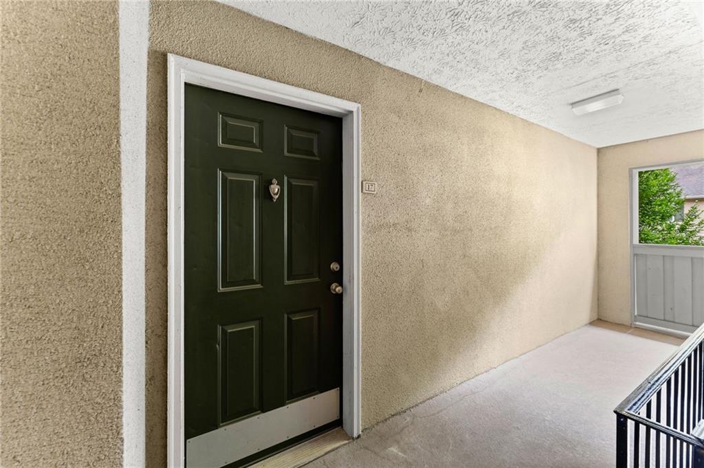 6900 Roswell Road, Unit Q17 Sandy Springs, GA 30328 - Photo 5 of 42