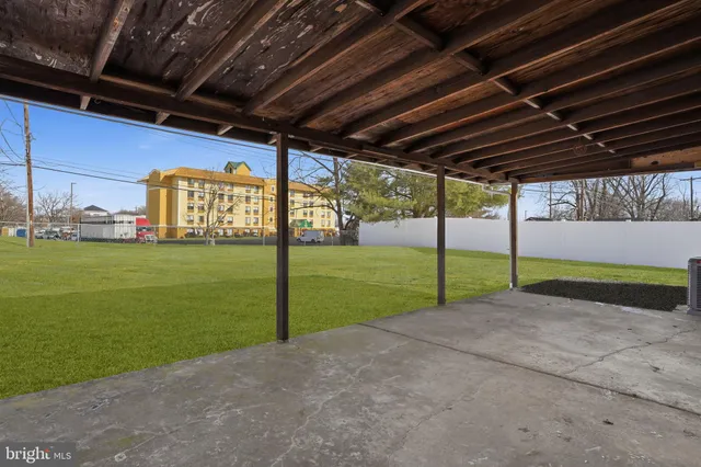 $2,600 | 3731 Dresher Road, Bensalem, PA 19020