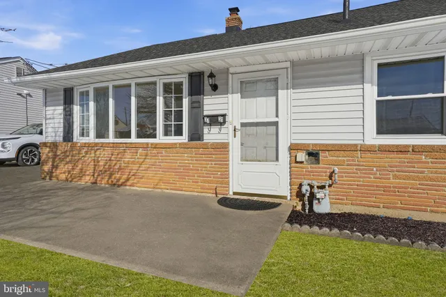 $2,600 | 3731 Dresher Road, Bensalem, PA 19020